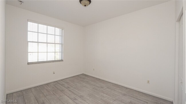 Building Photo - 7005 Romana Way