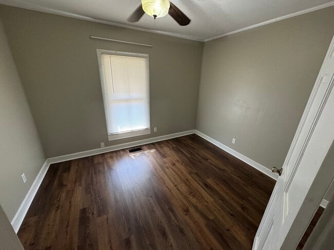 Bedroom 2 - 1906 Dalton Pike SE