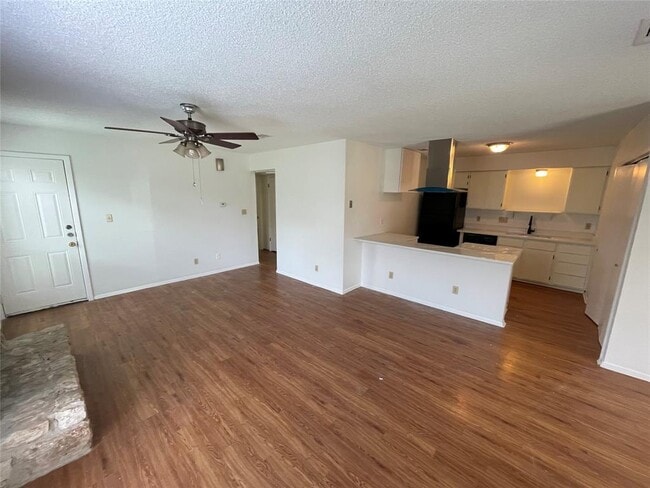 Building Photo - 7506 St Amant Pl