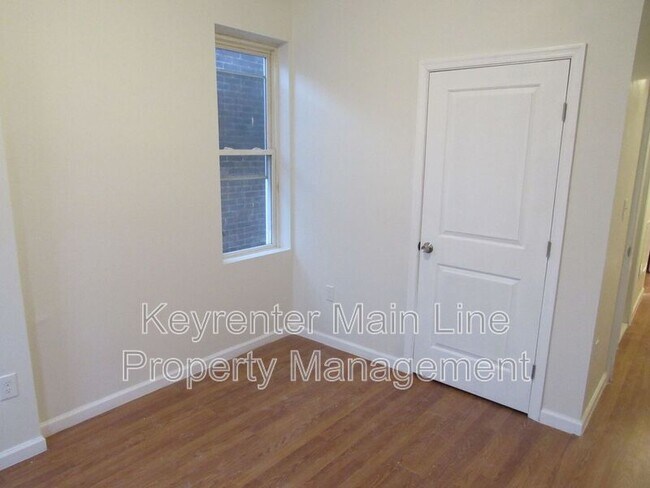 Building Photo - 3632 N 13th St