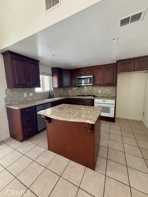 Building Photo - 3841 Yuba River Dr
