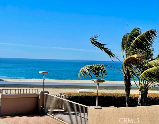 Foto del edificio - 21777 Ocean Vista Dr