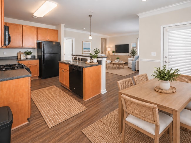 Building Photo - The Reserve at Stoney Creek