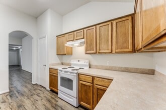 Building Photo - 13000 Lazy Ln