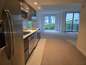 Building Photo - 31 SE 6th St