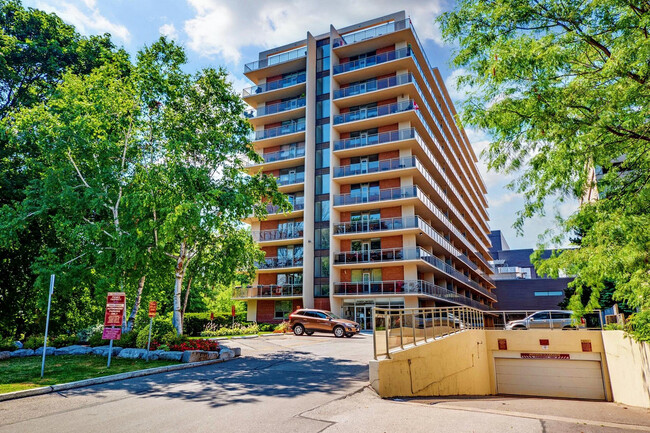 Building Photo - Sandpiper Apartments