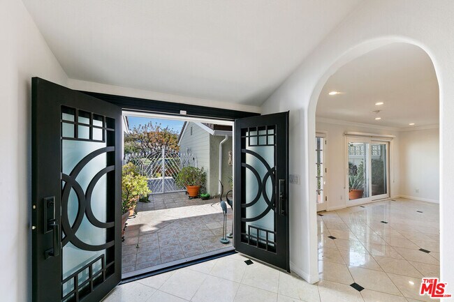 Foto del edificio - 32173 Sailview Ln