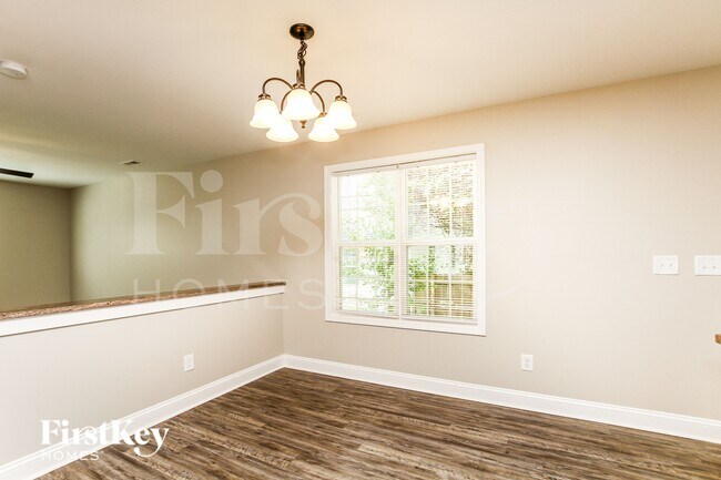 Foto del edificio - 96 Peachtree Ave NW