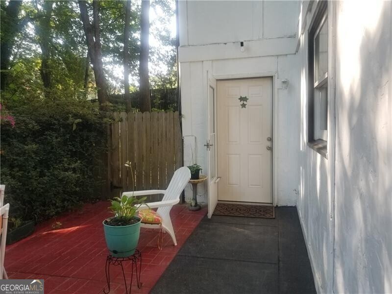 423 Club View Dr, Lawrenceville, GA 30043 House Rental in