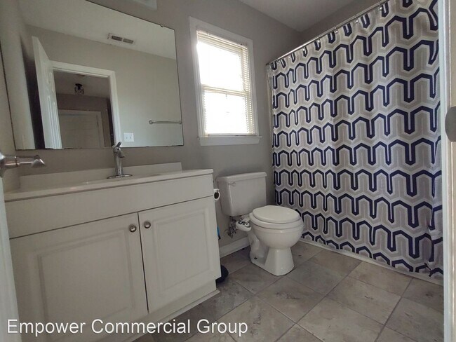 Building Photo - 3 br, 2.5 bath House - 5642 Kingstree Drive
