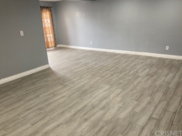 Foto del edificio - 17061 Roscoe Blvd