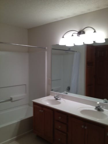 Building Photo - 633 Kingfisher Ln