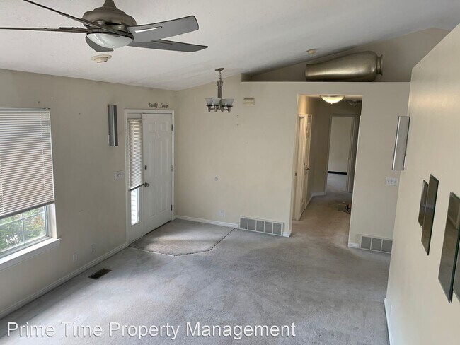 Foto del edificio - 3 br, 2 bath House - 404 N 2150 W
