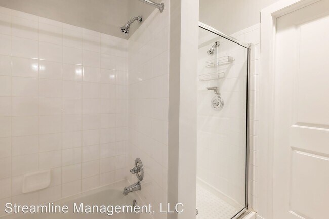 Building Photo - 2 br, 2.5 bath House - 343 Cedar St NW #105