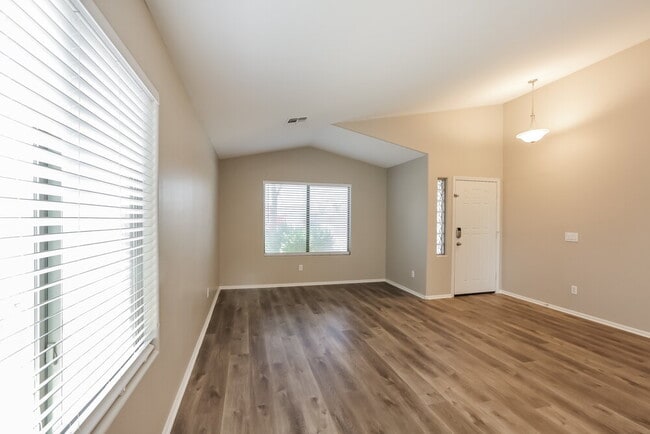 Foto del edificio - 38023 N Jonathan St