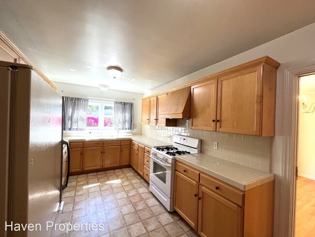 Foto del edificio - 4 br, 2 bath House - 1879 San Luis Dr.