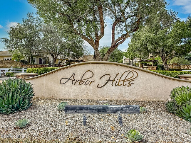 Building Photo - 780 Paseo De Leon