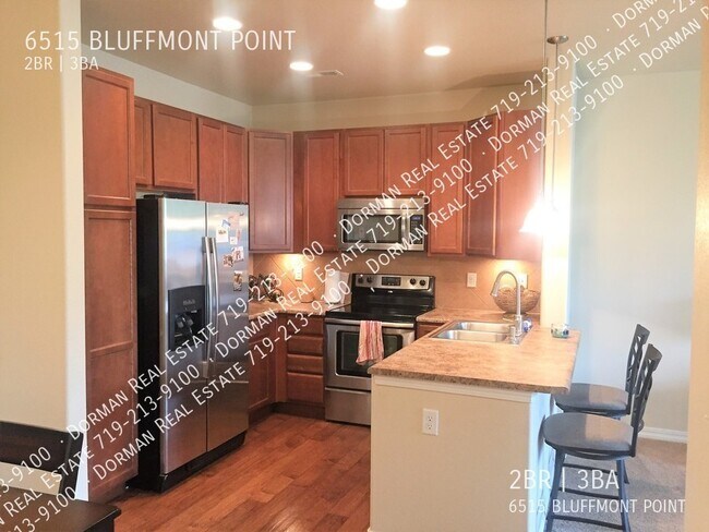 Foto del edificio - 6515 Bluffmont Pt