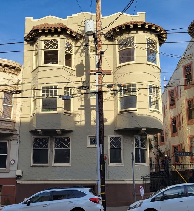 Building Photo - 1328 Hyde St