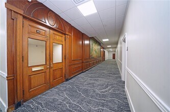 Building Photo - 207 N Main St