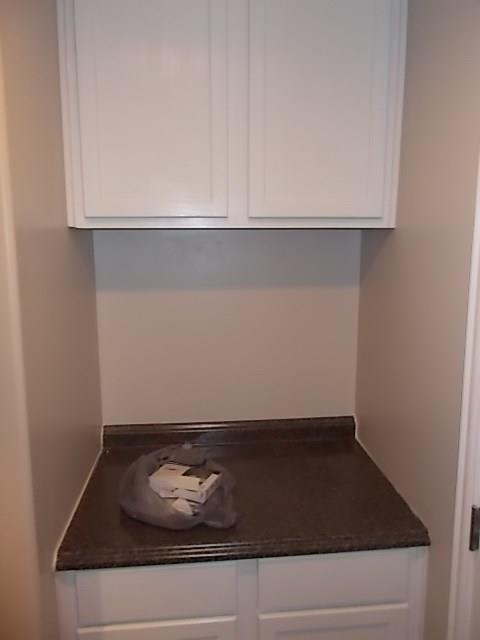 Building Photo - 3258 Primrose Dr