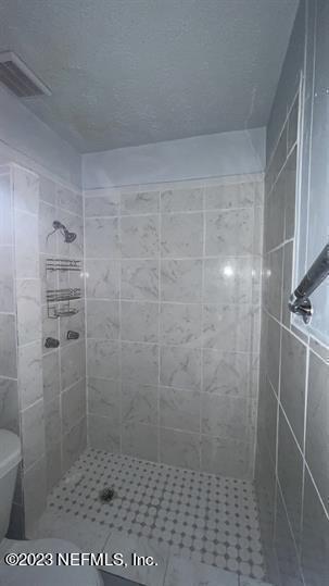 Building Photo - 5639 Akra Ave