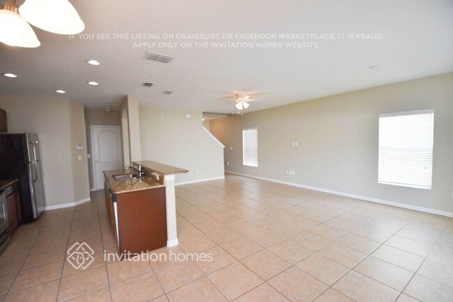 Building Photo - 1015 Seminole Sky Dr