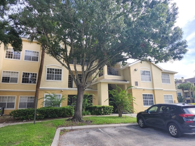 Building Photo - Freshly Updated 3 bedroom 2 bath at The Ma...