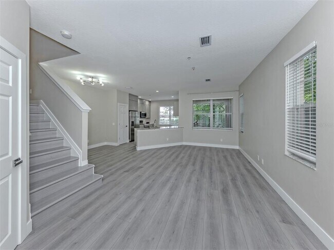 Building Photo - 3941 Yellowstone Cir