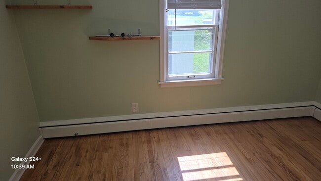 Bedroom - 2229 Winnebago St