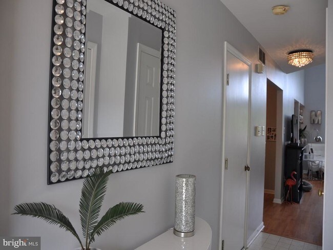 Foto del edificio - 36 Timbercrest Dr