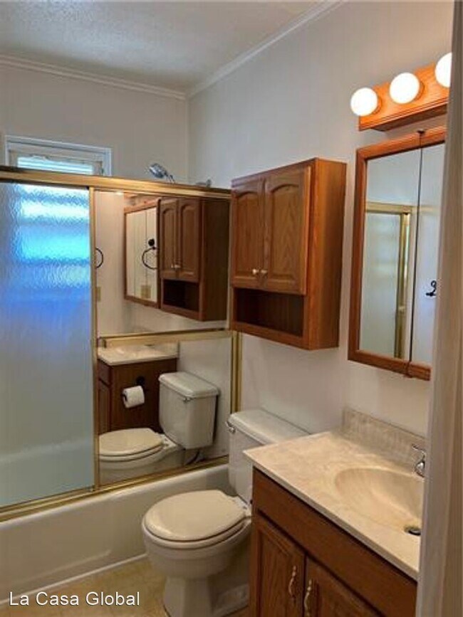 Building Photo - 3 br, 1 bath House - 25 Florentina