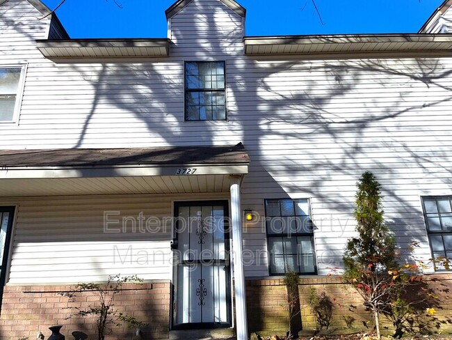 Building Photo - 3727 New Covington Pike