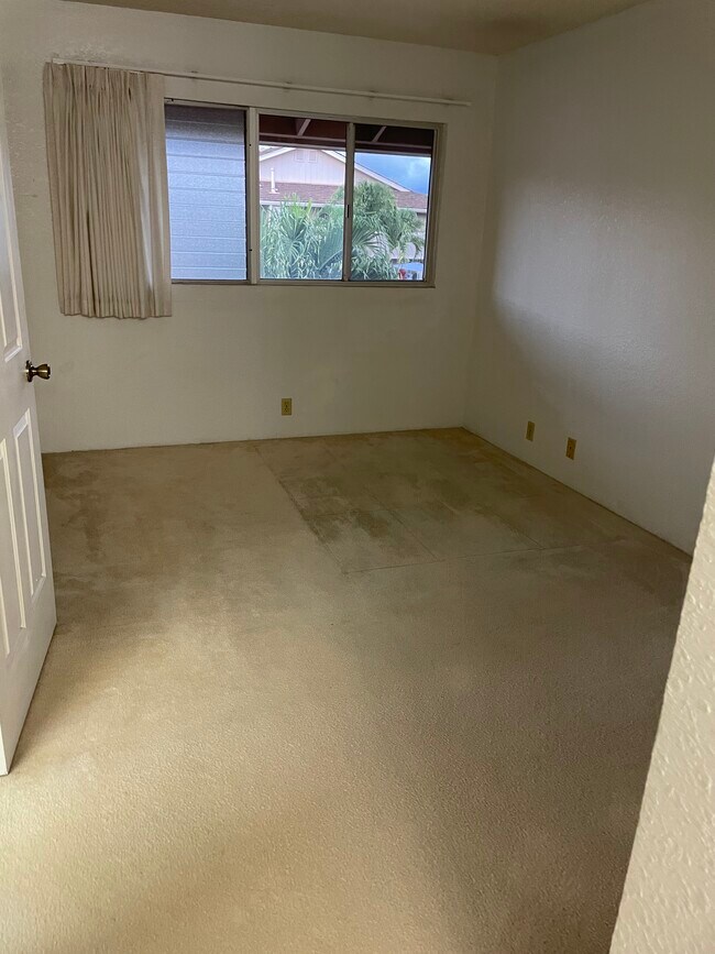 Building Photo - 94-1042 Kaukahi Pl