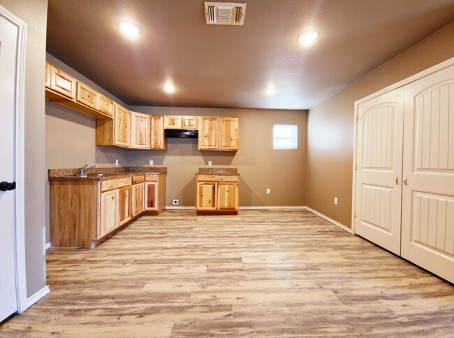 Foto del edificio - Cozy 3/2/1 in Northeast Lubbock