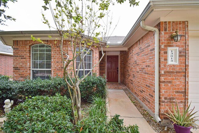 Building Photo - 13014 Sayan Glen Ln