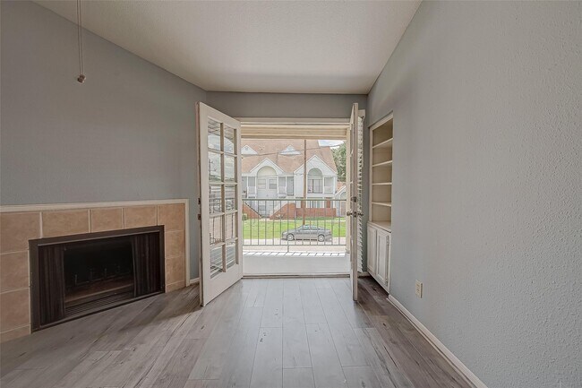 Foto del edificio - 14600 Fonmeadow Dr