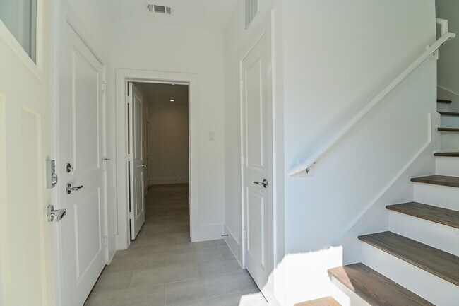 Foto del edificio - 4317 Koehler St