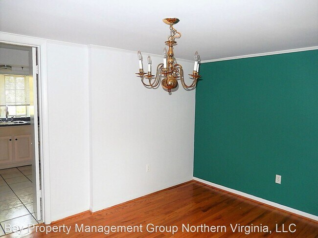 Foto del edificio - 4 br, 3.5 bath House - 5214 DOVER PLACE