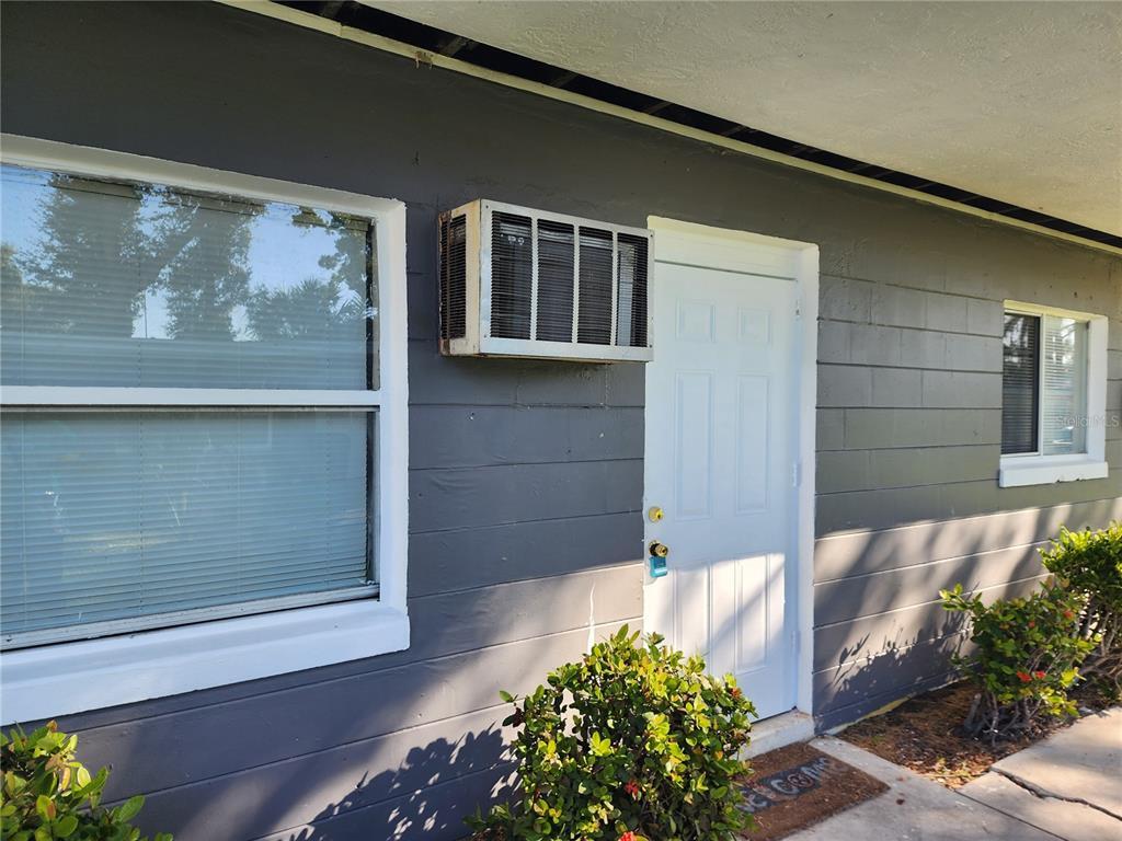Foto principal - 2219 Highland St S