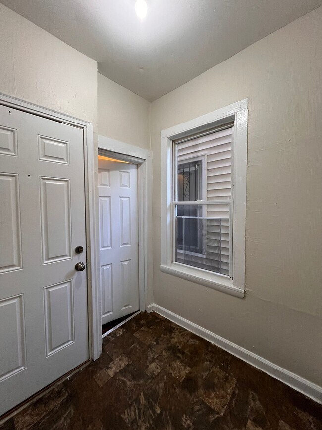 Foto del edificio - 138 Fulton Ave