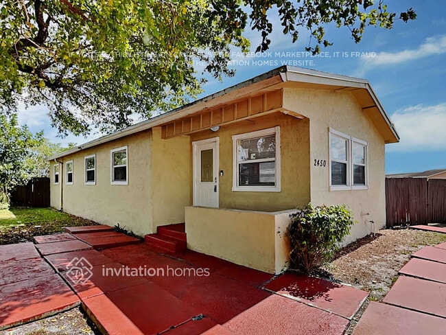 Building Photo - 2450 NW 30th Way