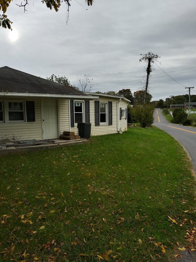 16273 Old Valley Pike, Edinburg, VA 22824 House Rental in Edinburg