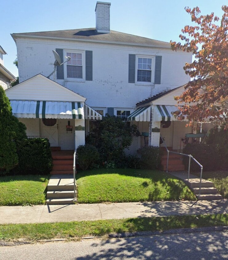 Foto principal - Charming Two Bedroom Close to Kanawha Boul...