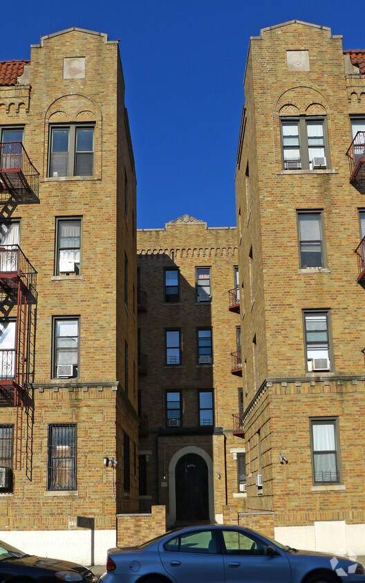Building Photo - 4756 45th St