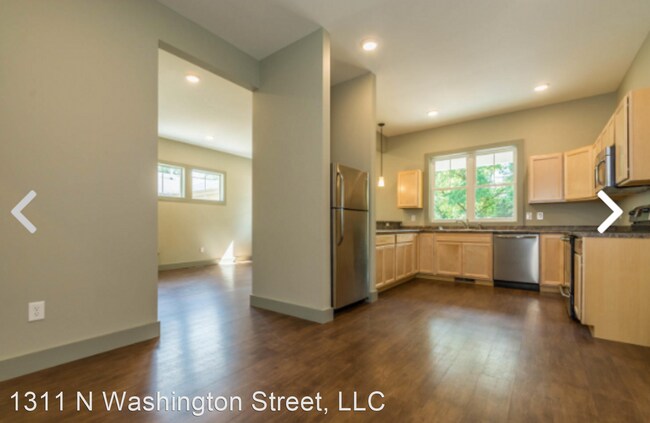 Foto del edificio - 4 br, 4.5 bath House - 1309 N Washington S...
