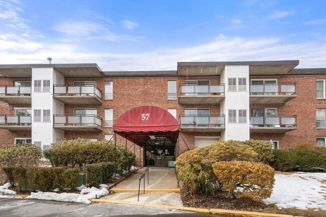 Foto del edificio - 57 Broadlawn Park