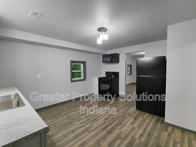 Foto del edificio - 731 W 4th St