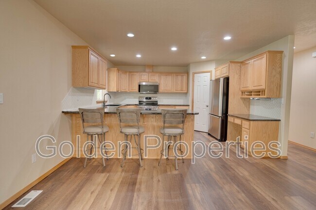 Building Photo - 3045 W Thorndale Loop