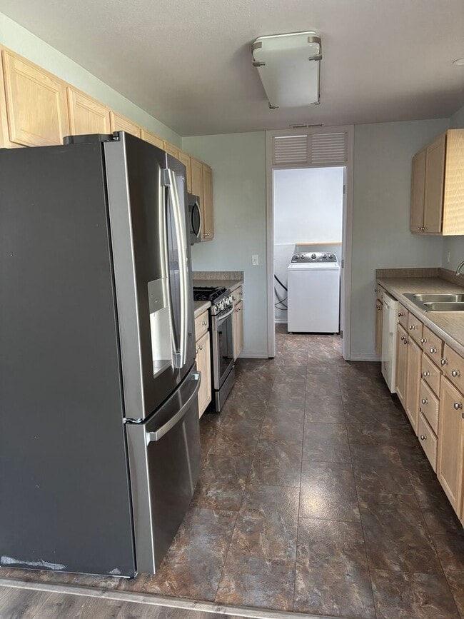 Building Photo - 3110 Palomino Way